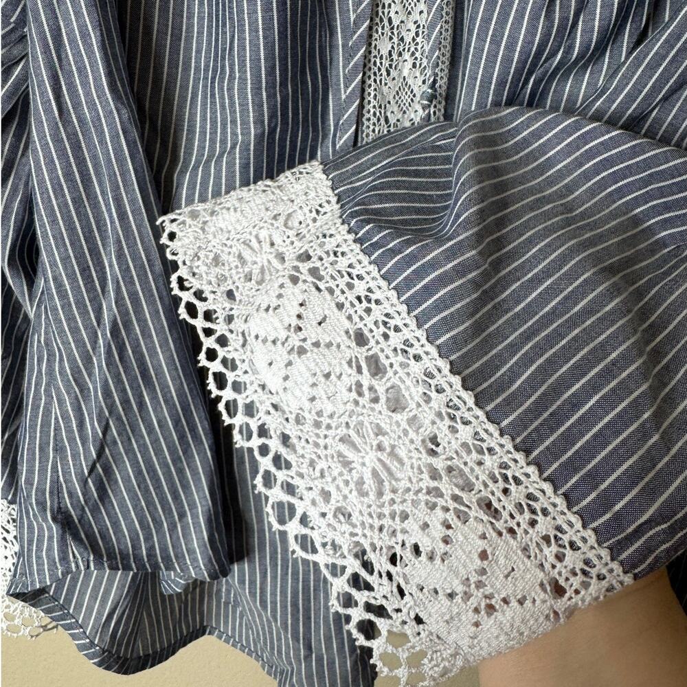NWT Karen Kane Plus 1X Blue & White Stripe Lace Cuff Bell Sleeve Top - Picture 6 of 10